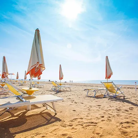 Lovely Two-storey Flat Villa Bibione